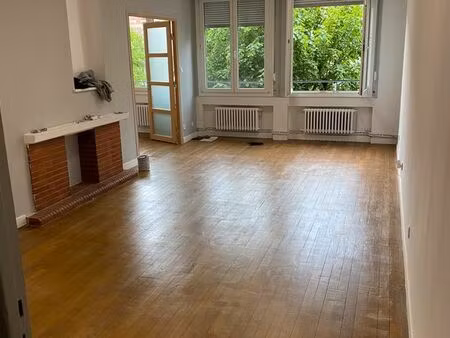 appartement 75 m² refait à neuf – 2 chambres – valenciennes centre/gare