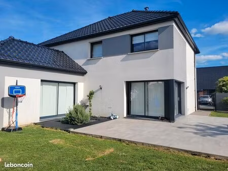 maison cubique individuelle