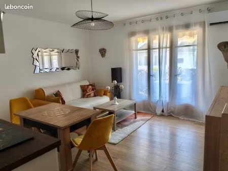 appartement  à 300 m de la mer entièrement refait neuf