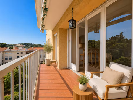 appartement 4 pièces - 85 m²