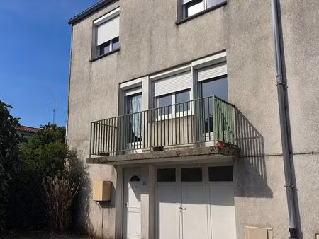 maison de ville 4 pièces 100 m²