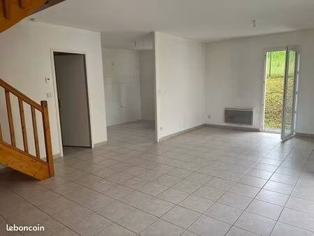 maison 4 pièces 85 m²