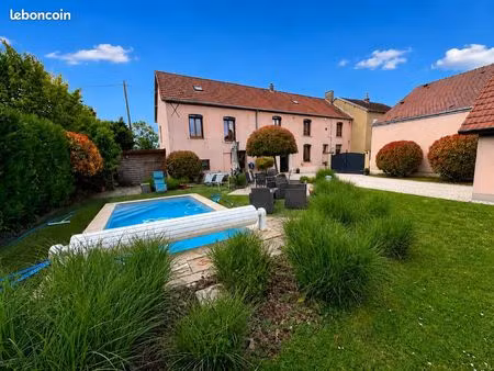 maison 7 pièces 200 m²