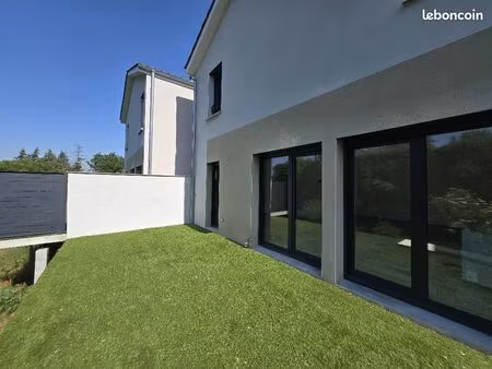 villa 4 pièces 86 m²