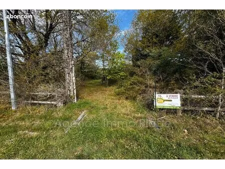 terrain 1060 m² grayan-et-l'hôpital