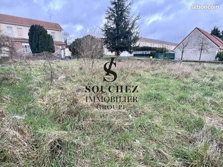 terrain 358 m² lens