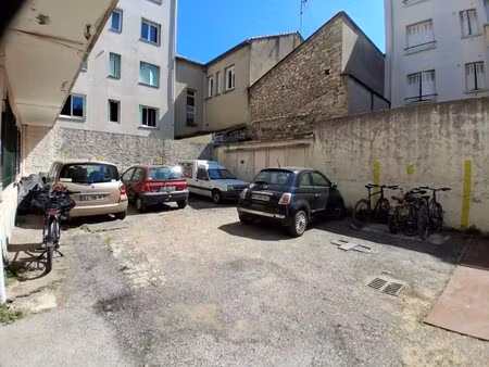 achat : parking (34000)