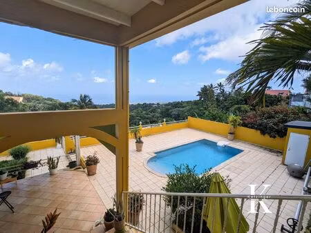 propriété 6 pièces 150 m²