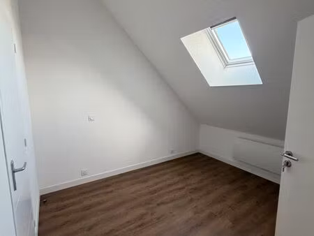 studio sous comble trignac