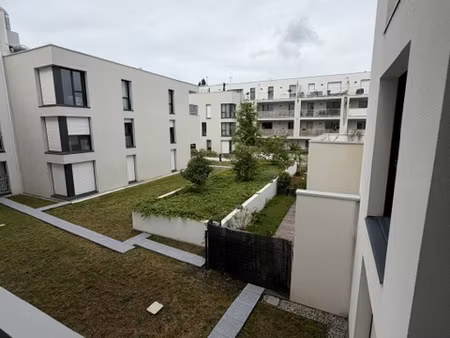 t3 la rochelle etat neuf
