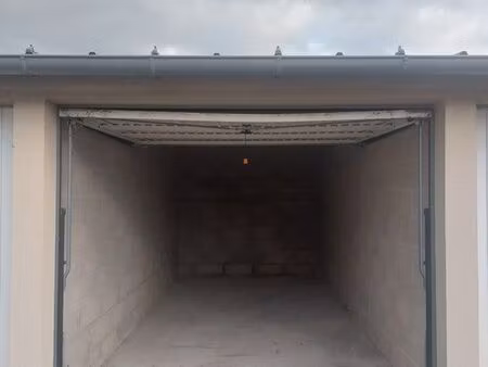 box / stockage / garage