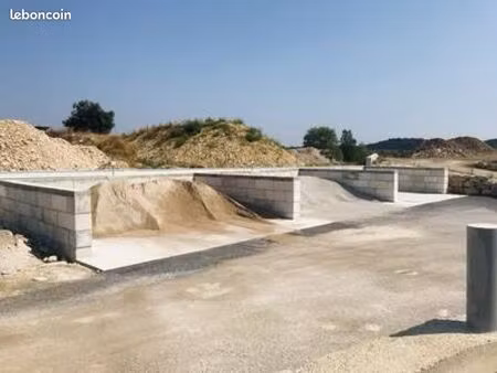 plate-forme extérieure pour stockage