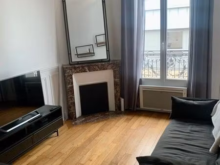 location meublé appartement 33m2 mairie asnières