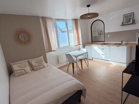 studio meublé