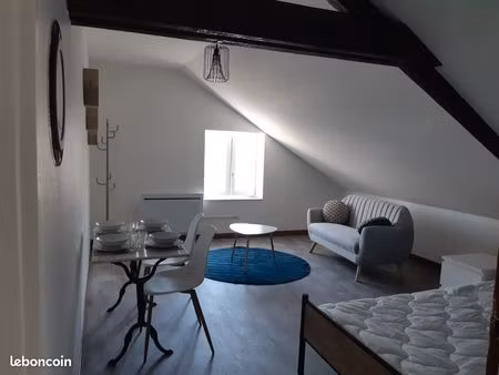 grand t1 meublé étudiant – 39m² – proche isat et établissements scolaires – disponible fin