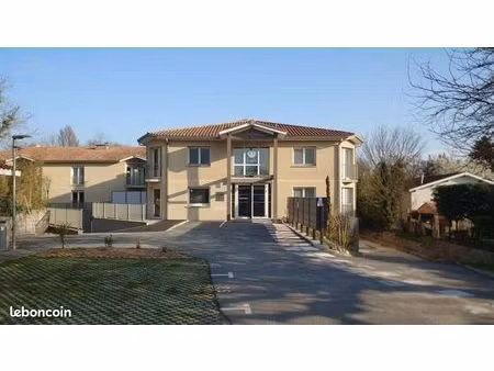 studio 1 pièce 18 m²