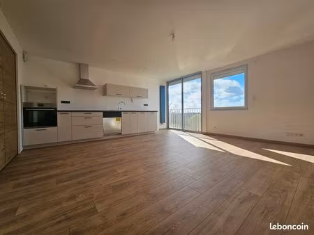 appartement 3 pièces 63 m²
