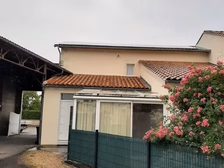 loue maison t2 au gond pontouvre