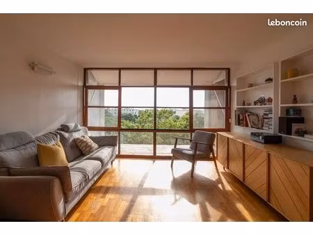 ?️ charmant duplex meublé de 100m2 à la cité radieuse disponible le 24 août