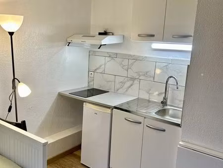 studio meublé refait à neuf quillan centre