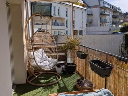 location appartement t3 garage/balcon proche chu/centre ville