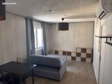 t2 meublé avec terrasse