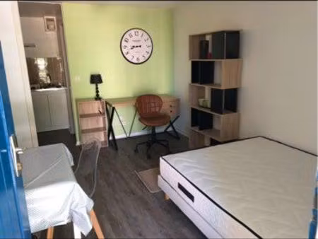 studio étudiant meublé