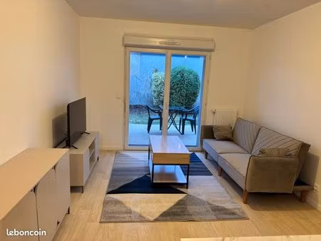 appartement 2 pièces — 42 m² terrasse · rdc
