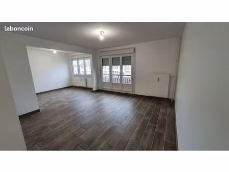 grand appartement f3 entièrement rénové