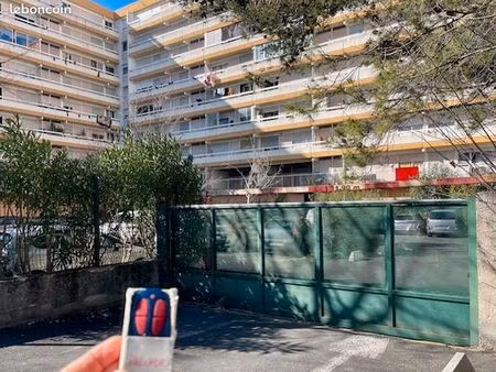 parking aérien. mosson. le plein ciel. marché des 4 saisons. ?️◊