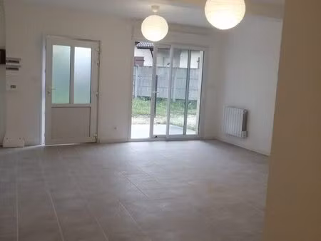 maison avec jardin et box