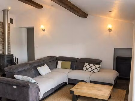 t3 atypique de 55 m² à louer – ollioules (var)