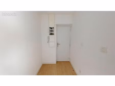 studio 1 pièce 22 m²