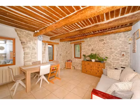 maison individuelle 3 pièces de charme atypique avec cave sur villeneuve loubet