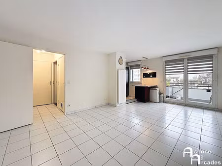 tres bel appartement dernier étage