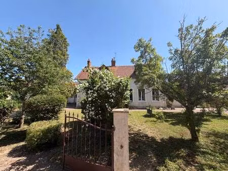 vente maison 8 pièces 224 m² la celle (18200)