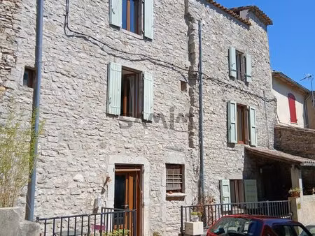 a vendre ravissante maison de village de 140 m2 avec 3 terrasses a durfort