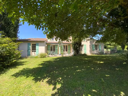 vente maison 7 pièces  165.00m²  saint