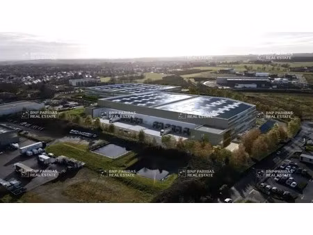 location entrepôt logistique bréal-sous-montfort 35310 24729m²