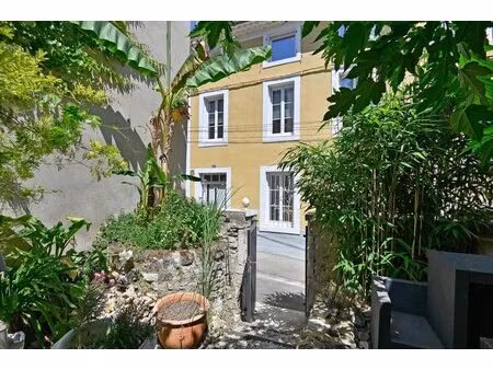 maison de 5 pièces de 135 m² à pont-saint-esprit
