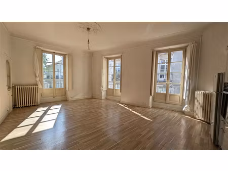 quartier decré - lumineux 3/4 pièces