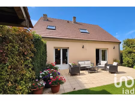 maison traditionnelle à sens (89100)