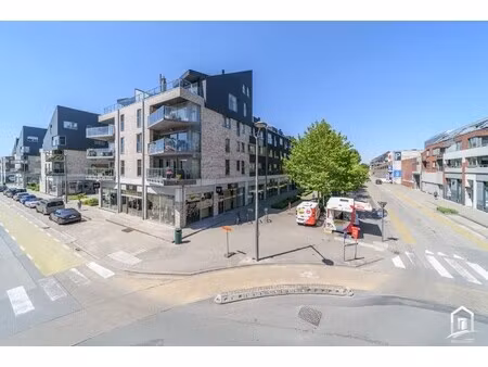 zeer gunstig en centraal gelegen appartement in hartje ninove