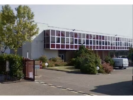 location entrepôt coignieres 78310 1080m² à 4537m²