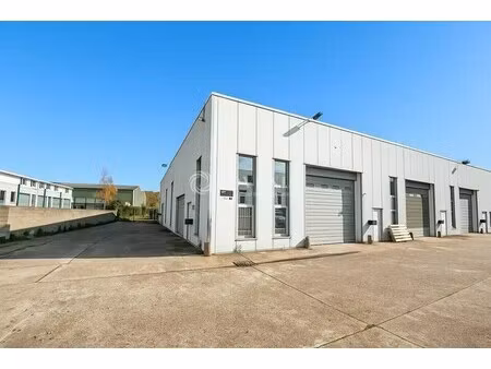 location local d’activités saint ouen l aumone 95310 150m² à 584m²