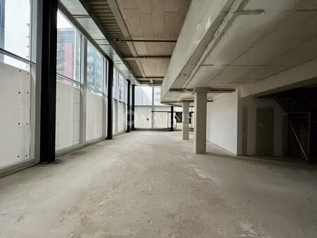 location commerce nanterre 92000 210m² à 947m²