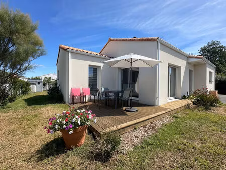 vente maison 4 pièces  90.00m²  le fenouiller