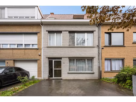 huis te koop in merksem met 3 slaapkamers