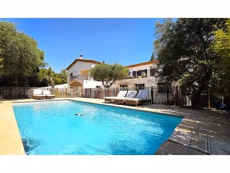 montpellier aiguelongue magnifique villa 320m2 avec piscine et t3 independant