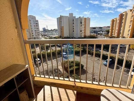 carnon port - studio meublé 21 m2 + pk